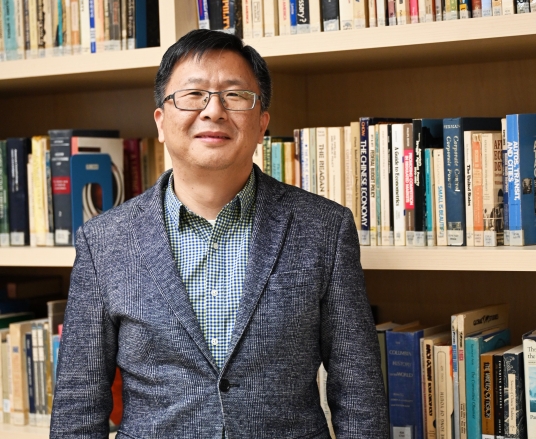张长东